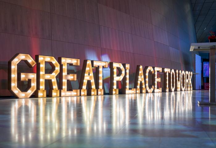 Great Place To Work par Eric DEVILLET Photographe Professionnel Evènement Entreprise Luxembourg Belgique Europe 