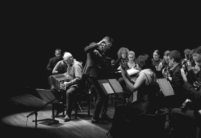 Série de photos réalisées lors d'un concert au Luxembourg par Eric Devillet, photographe corporate.
