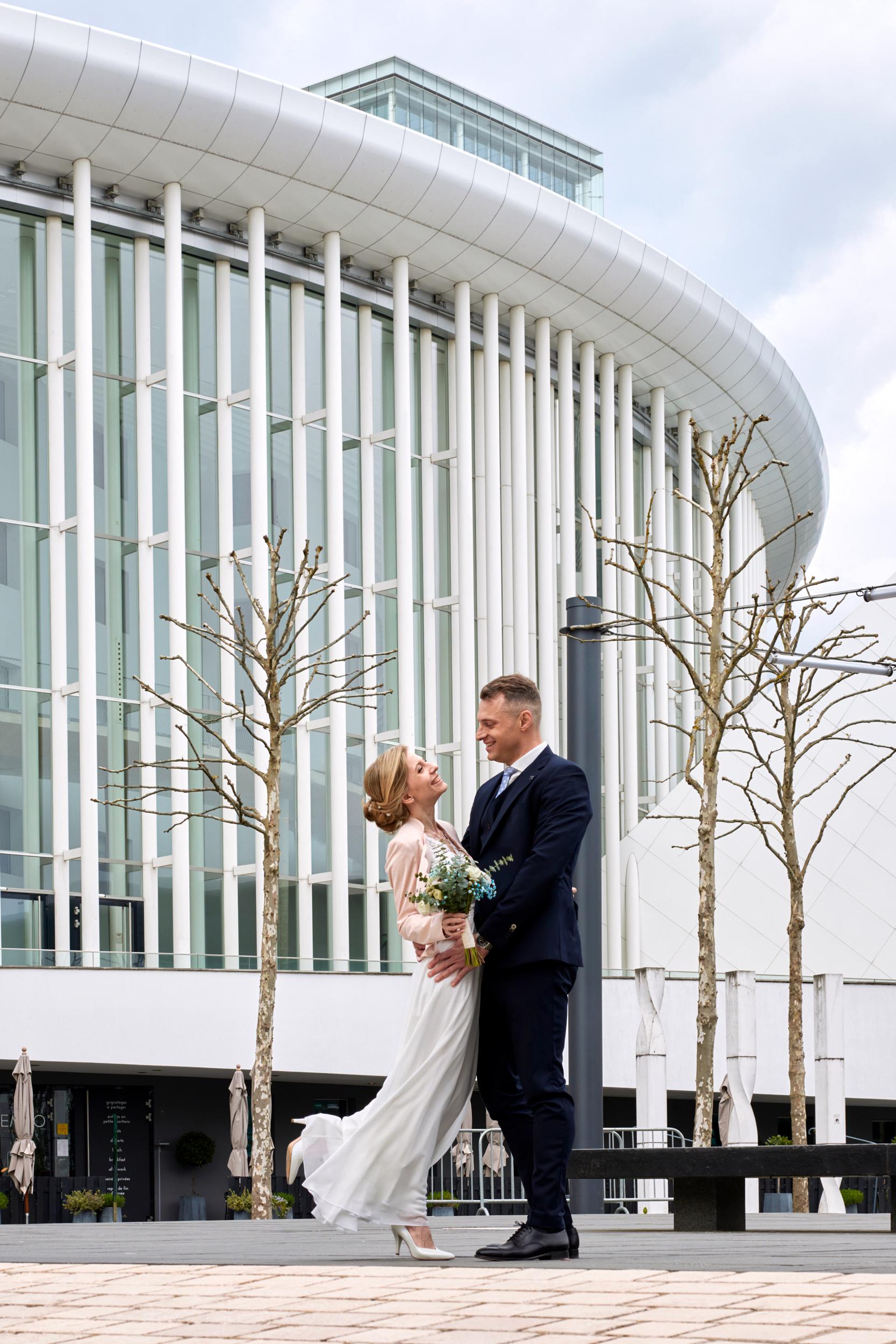 Photo mariage capturée par Eric Devillet, photographe professionnel spécialisé en portraits corporate et publicitaires au Luxembourg.